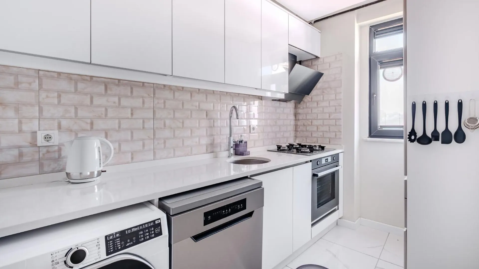 דירות איסטמבול Sea View Duplex W Terrace In Goldenhorn טורקיה