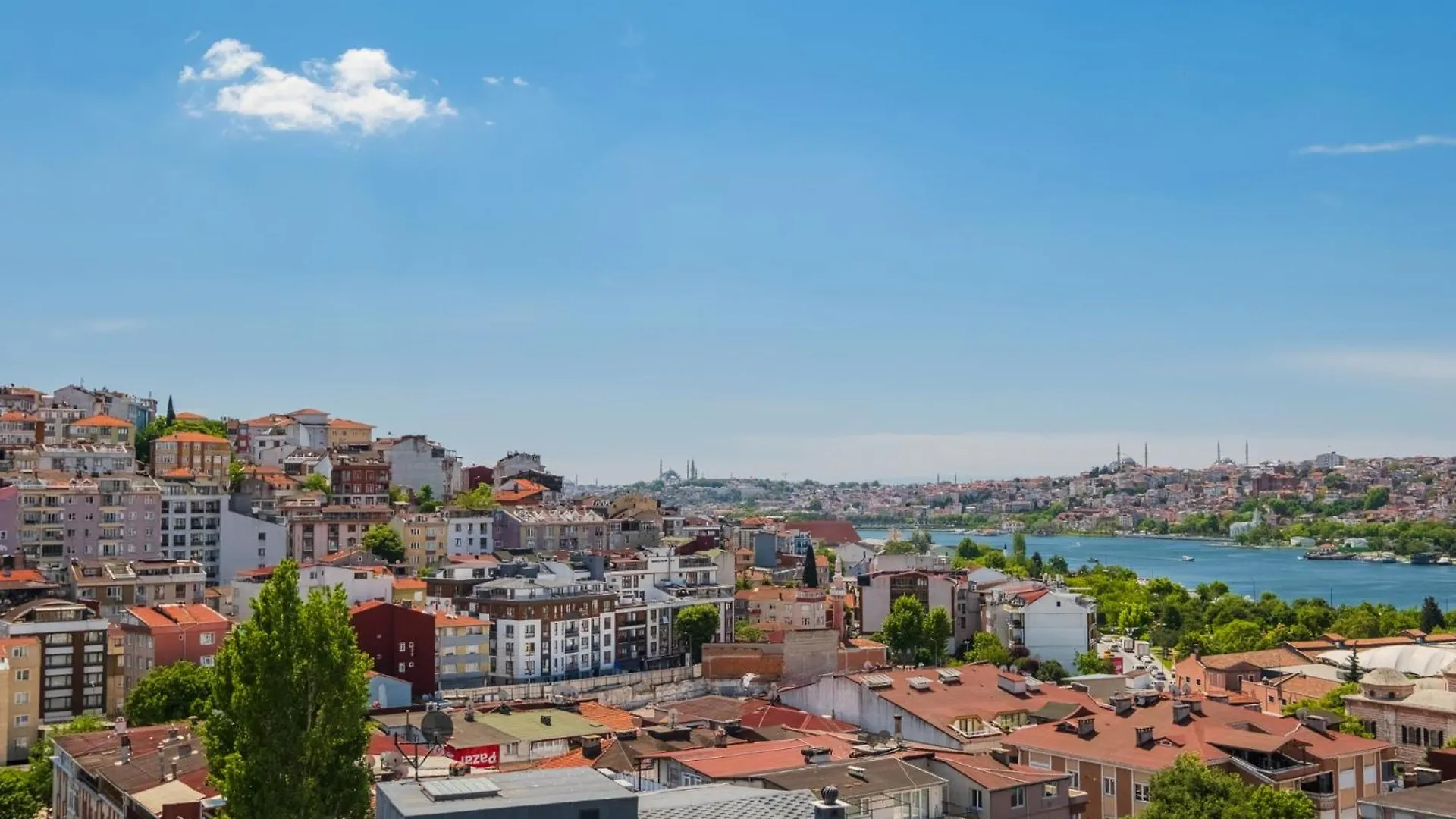 דירות איסטמבול Sea View Duplex W Terrace In Goldenhorn